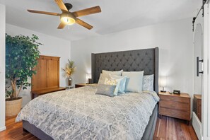 2 habitaciones, tabla de planchar con plancha y wifi gratis