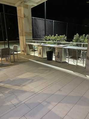 Terrace/patio - 1 bedroom Resort Apartment 5 minutes from Golden Beach (Pelican Waters)
