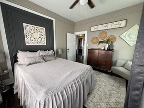 4 bedrooms, Internet, bed sheets