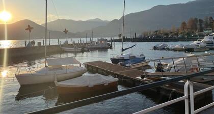 Ferienwohnung "Casa Tovini" mit Bergblick, Terrasse & WLAN