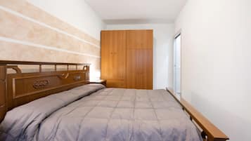 2 habitaciones, tabla de planchar con plancha y wifi gratis