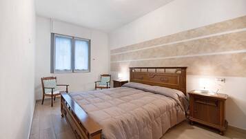 2 habitaciones, tabla de planchar con plancha y wifi gratis