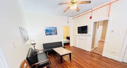Updated apartment near Whole Foods, Brown Univer