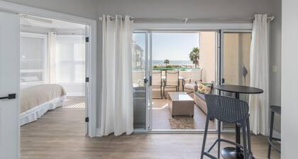 Ocean Pearl with Oceanviews, On-site Pool