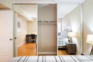 1 bedroom, desk, iron/ironing board, free WiFi