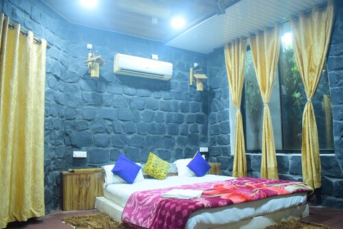 Istaqbal Hotel Mukki