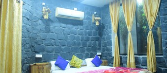 Istaqbal Hotel Mukki