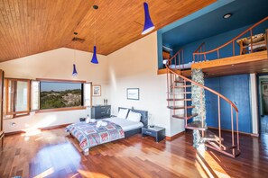 4 bedrooms, iron/ironing board, Internet, bed sheets