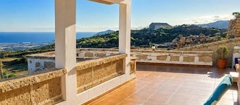 Finca Los Blanquitos Amazing with 3,000 m2 of land