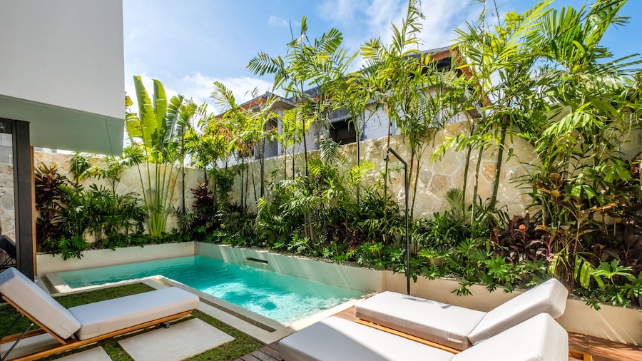 Alex Villas Complex N1