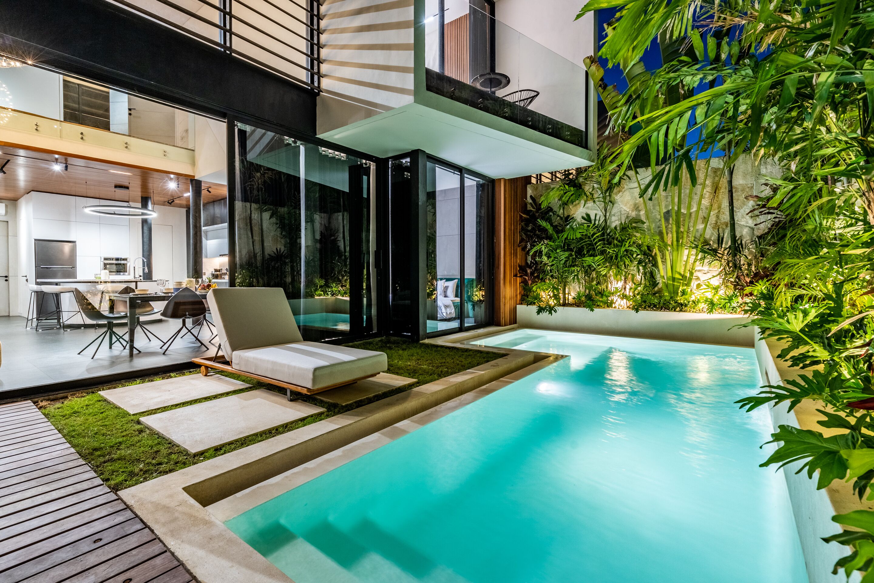 المنشأة من الخارج