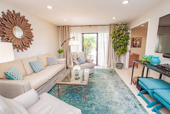 Smart TV, DVD player