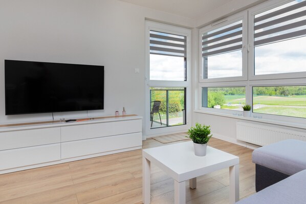 Living room - Northern Apartments Gdynia by Renters (Kosakowo)