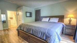 3 Schlafzimmer, Bügeleisen/Bügelbrett, Reisekinderbett, WLAN