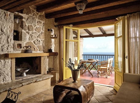Interior. 5 Bedroom Villa with private swimming pool