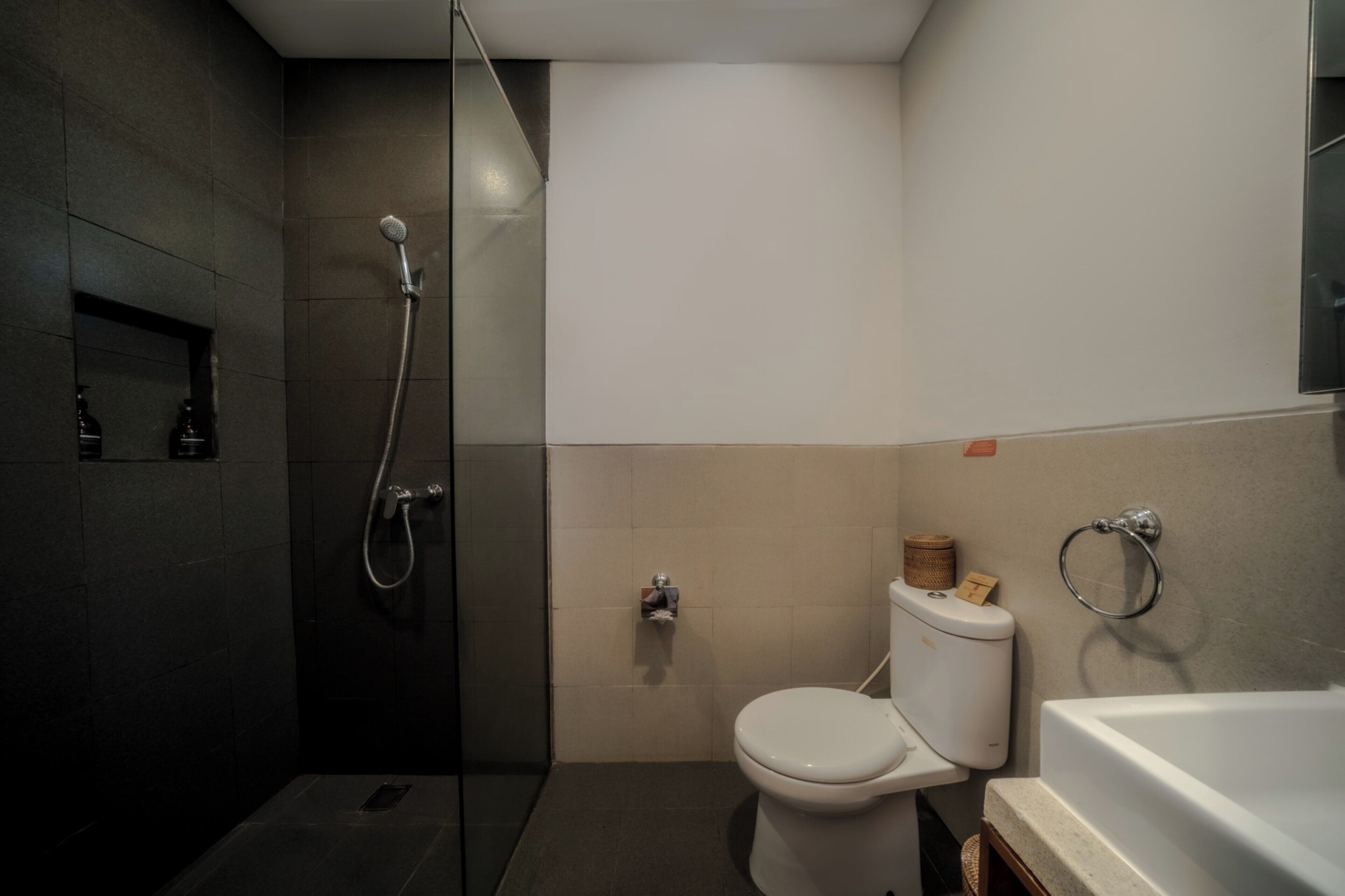Photo - Roomates Beach Hostel Canggu by Ini Vie Hospitality