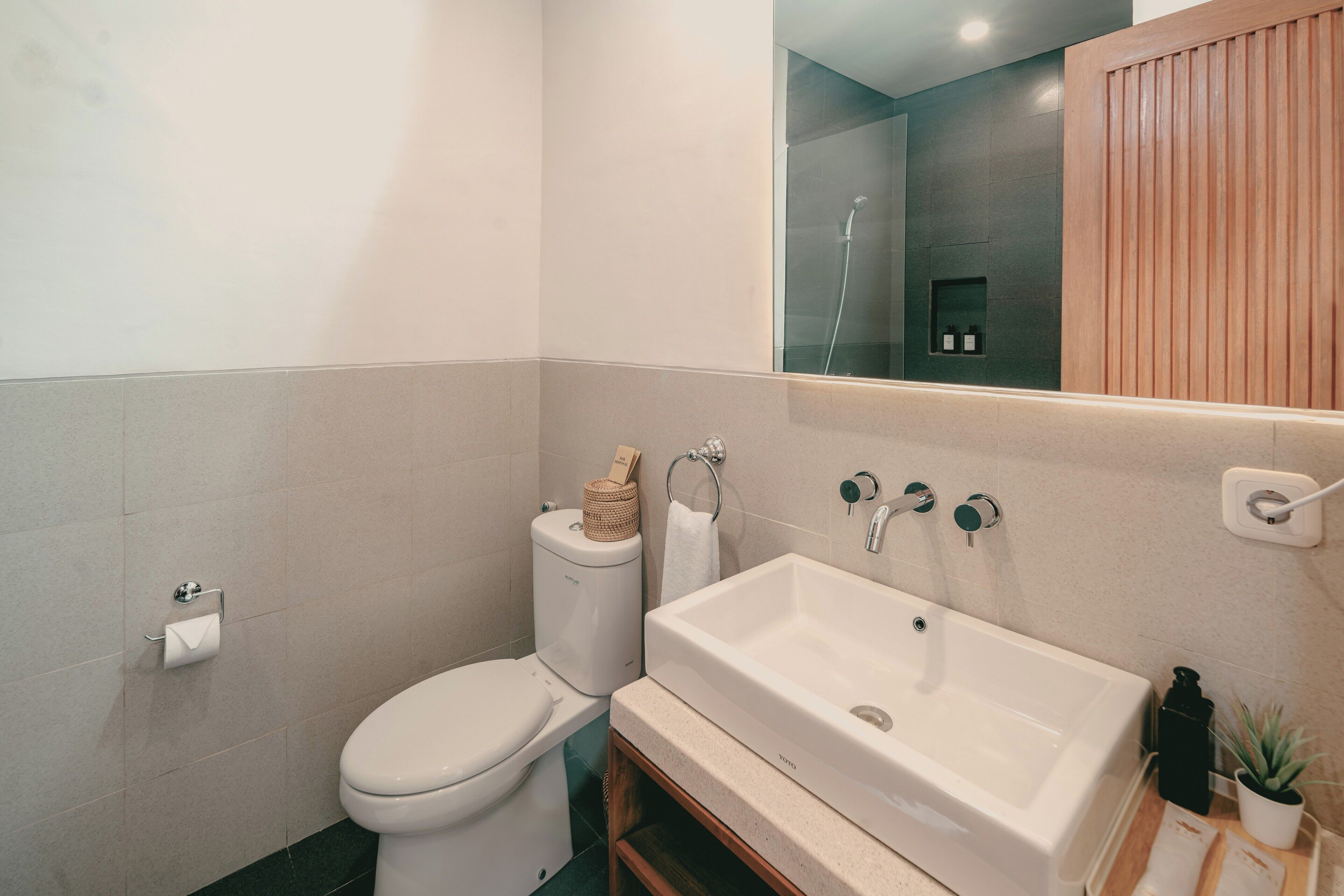 Photo - Roomates Beach Hostel Canggu by Ini Vie Hospitality