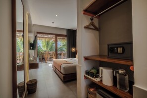 ห้องพัก (Canggu Double) | เตารีด/โต๊ะรีดผ้า, Wi-Fi ฟรี, ผ้าปูที่นอน