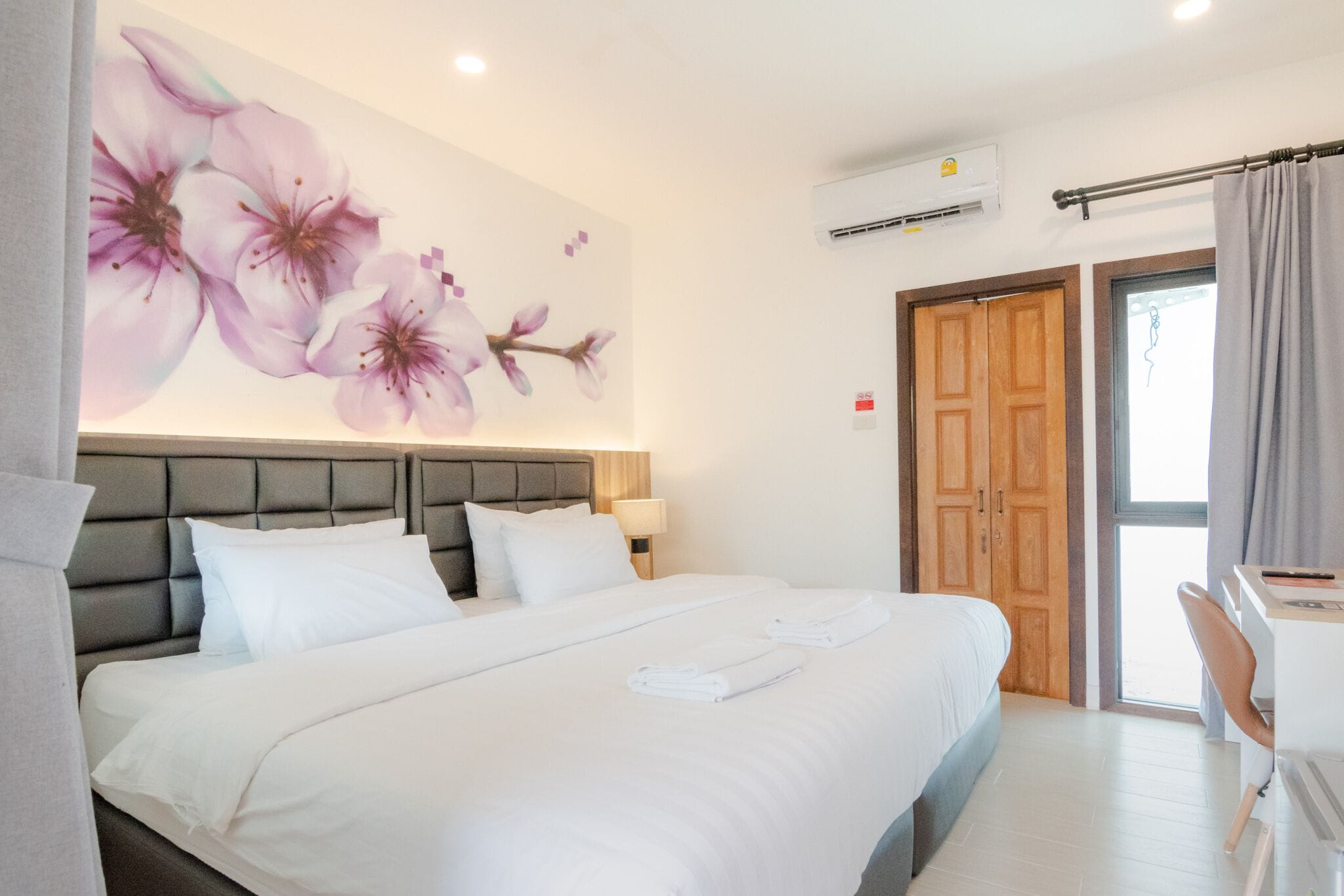 Foto - นายก่ายหมอน Nine-Kai-Mon