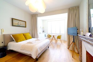 1 quarto, berço de viagem, Wi-Fi de cortesia, roupa de cama