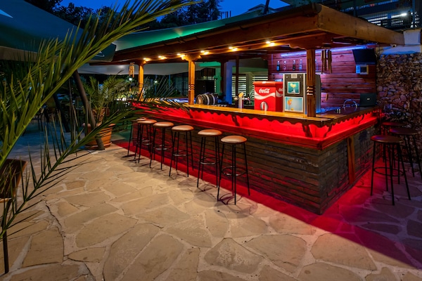 Poolside bar