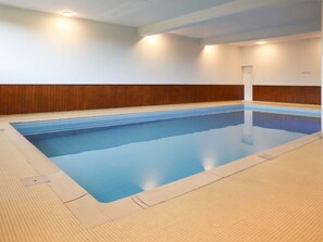 Innenpool, beheizter Pool