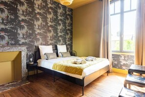 6 chambres, fer et planche à repasser, Wi-Fi gratuit, draps fournis