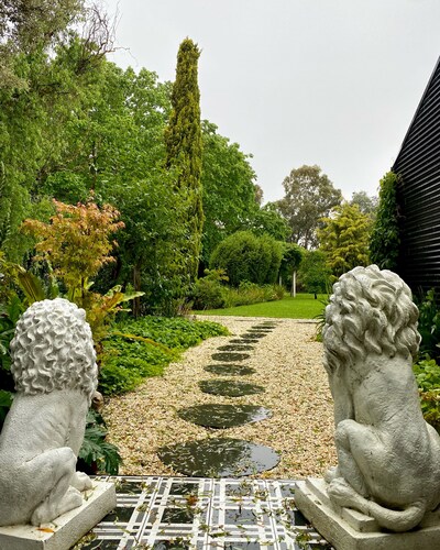 Stylish Rural Getaway