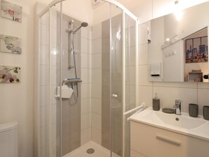 Hair dryer, towels