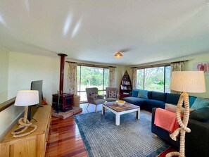 Smart-TV, peis og fotballspill