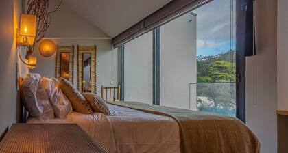 Relaxing holiday Villa with two bedroom, pool, spa & gym, Cerrado das Fontainhas