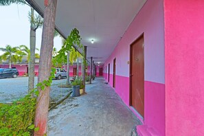 Lobby - OYO 90689 Chalet Kak Siti (Marang)