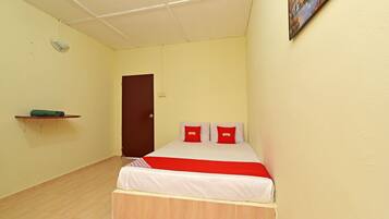 Deluxe-Doppelzimmer, 1 Queen-Bett | Kostenloses WLAN, Bettwäsche