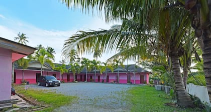 OYO 90689 Chalet Kak Siti