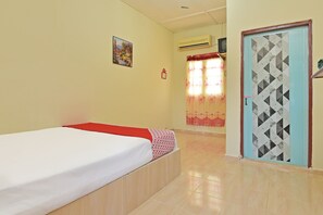 Habitación Deluxe doble, 1 cama de matrimonio | Wifi gratis y ropa de cama