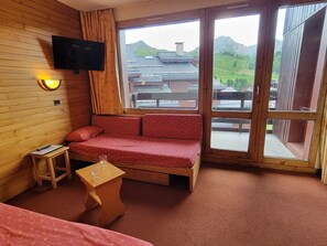 TV - Divisible studio 4 pers. center station, balcony, pets allowed (Belle Plagne)