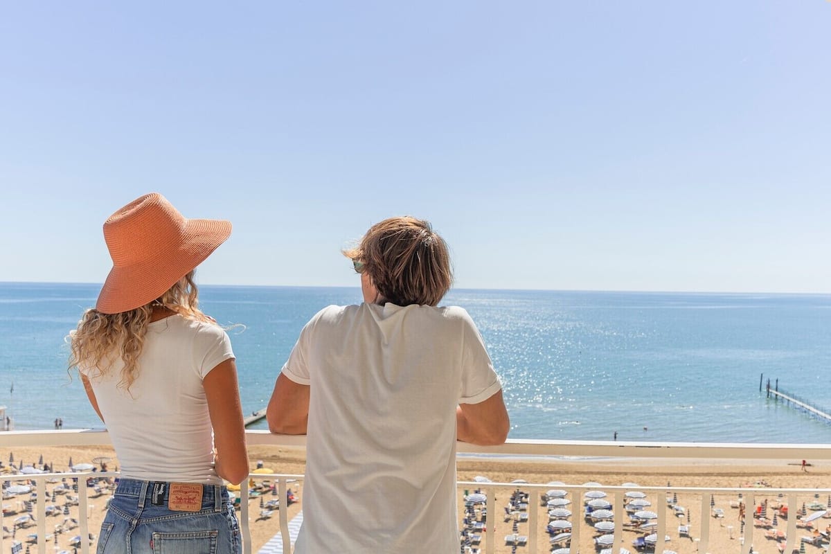 Deluxe Double Room with sea front view | In-room safe, desk, free WiFi, bed sheets