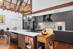 Microwave, highchair - 'Highgate' - As featured on the Cover of Highlife Magazine. World Class Highlands living. (Bowral)