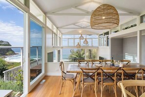 Dining - 'The Bungan' - Absolute Beachfront, Direct Beach Access to Bungan Beach, Newport (Newport)