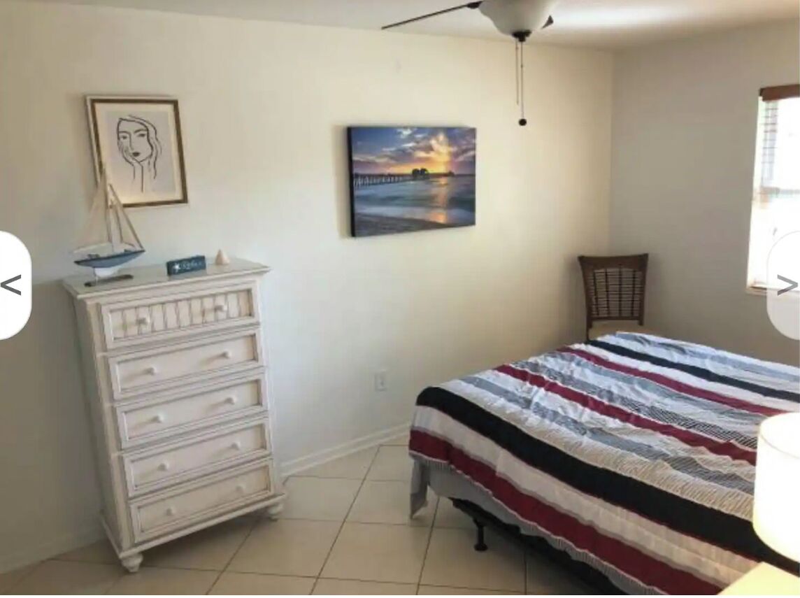 1 slaapkamer, een strijkplank/strijkijzer, gratis wifi, beddengoed