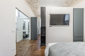 1 bedroom, down comforters, individually decorated