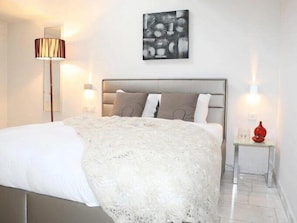 Laptop workspace, iron/ironing board, free WiFi, bed sheets - VISIONAPARTMENTS Binzmühlestrasse 46 (Zürich)