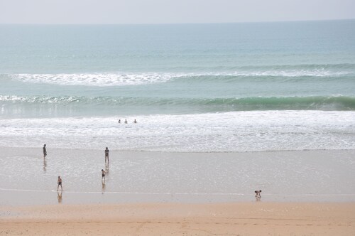 Beautiful two bedrooms holiday villa fully self contained with private swimming