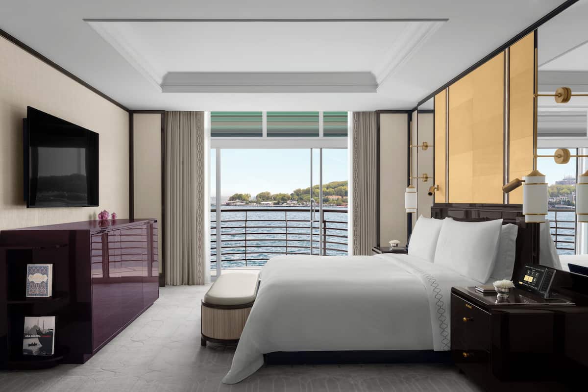 Superior Bosphorus Suite, 1 King bed with Sofa Bed | 1 bedroom, minibar, in-room safe, desk
