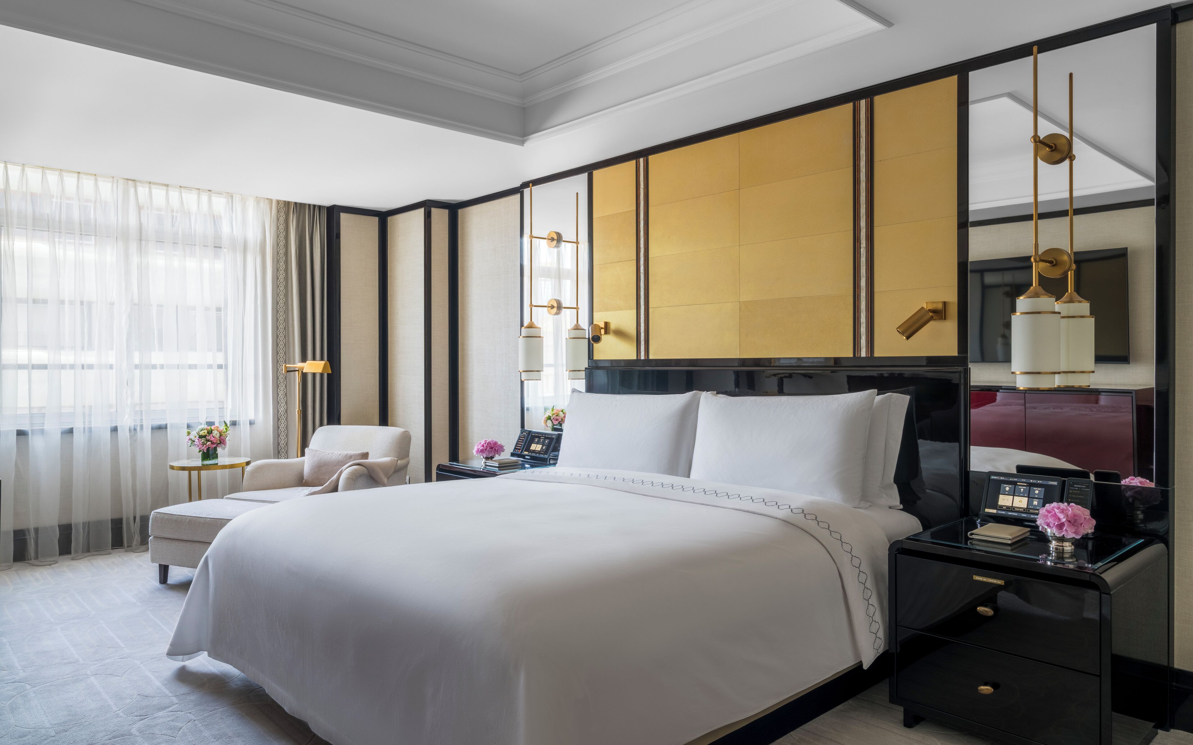 Executive Suite, 1 King Bed with Sofa Bed | Minibar, safe på rommet, skrivebord og skrivebord for bærbar PC