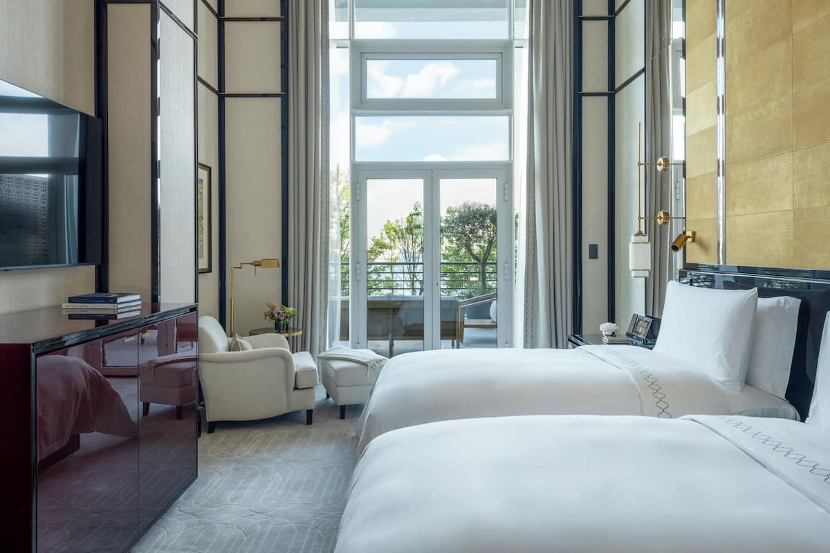 Grand Bosphorus Suite With Balcony | 1 habitación, minibar, caja de seguridad en la habitación y escritorio