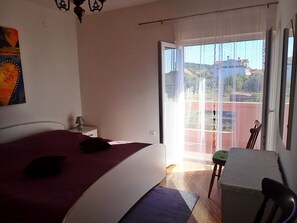 2 Schlafzimmer, Bügeleisen/Bügelbrett, kostenloses WLAN, Bettwäsche