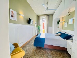 2 bedrooms, soundproofing, iron/ironing board, free WiFi