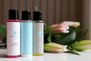 Free toiletries, hair dryer, towels - VISIONAPARTMENTS Binzmühlestrasse 48 (Zürich)