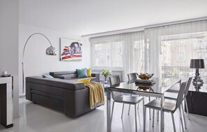 Senior Apartment, 2 Bedrooms, Balcony | Living area